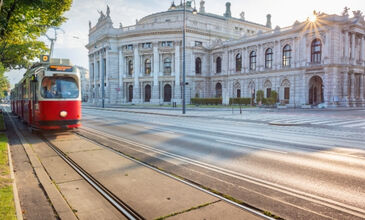 Uçaklı Orta Avrupa Masalı Turu